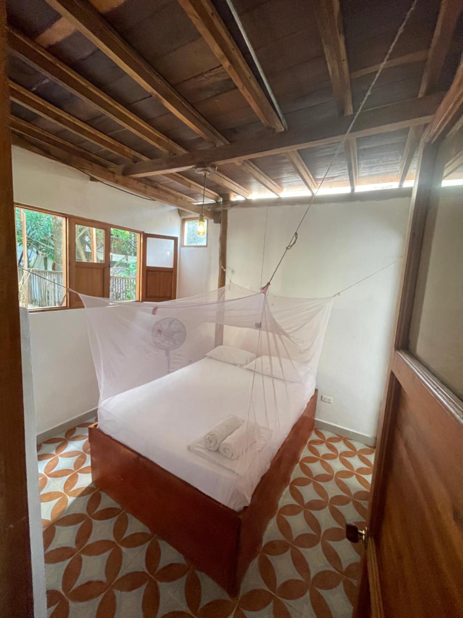 Casa Palum Private Room Private Bathroom Паломино Екстериор снимка